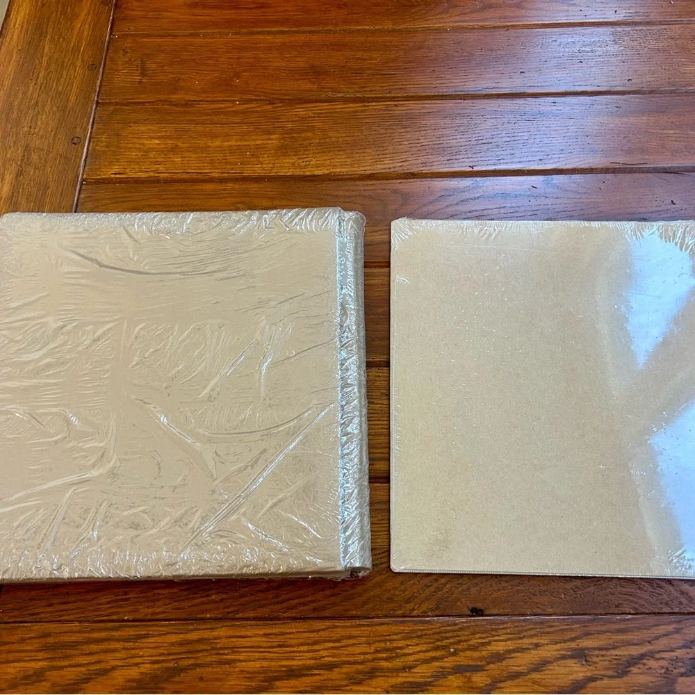 NEW Creative Memories 12x12 Beige Album w/ New Package of Page Protectora - Picture 2 of 3